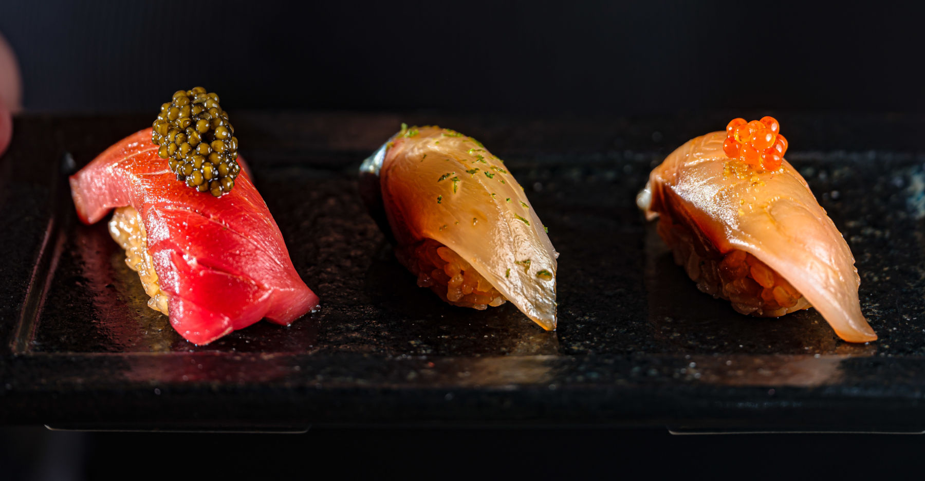 sesonal nigiri with caviar toppings
